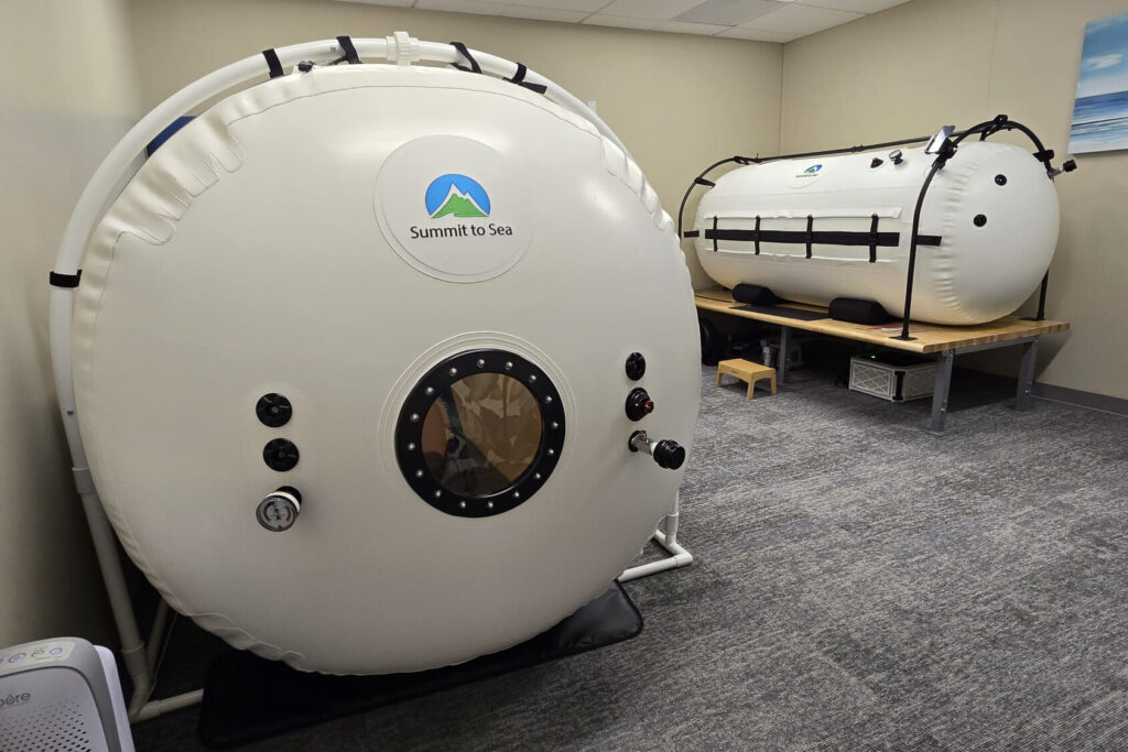 Two hyperbaric soft chambers